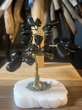 Handcrafted Onyx Gemstone Mini Tree Home Accent
